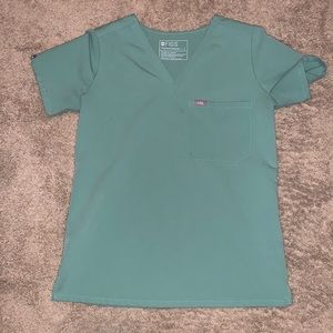 Figs Jade Catarina scrub top sz Small (limited edition color)